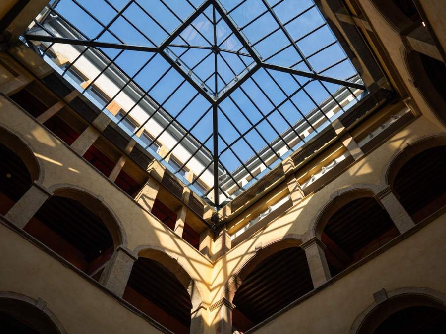 Cour des Loges, photo 2