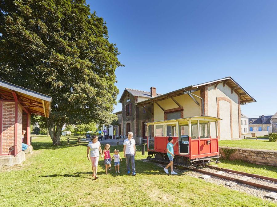 Train couchettes de la gare de Guiscriff, photo 6